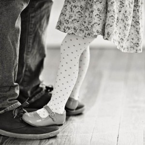 9 điều bố cần dạy con gái để con luôn mạnh mẽ